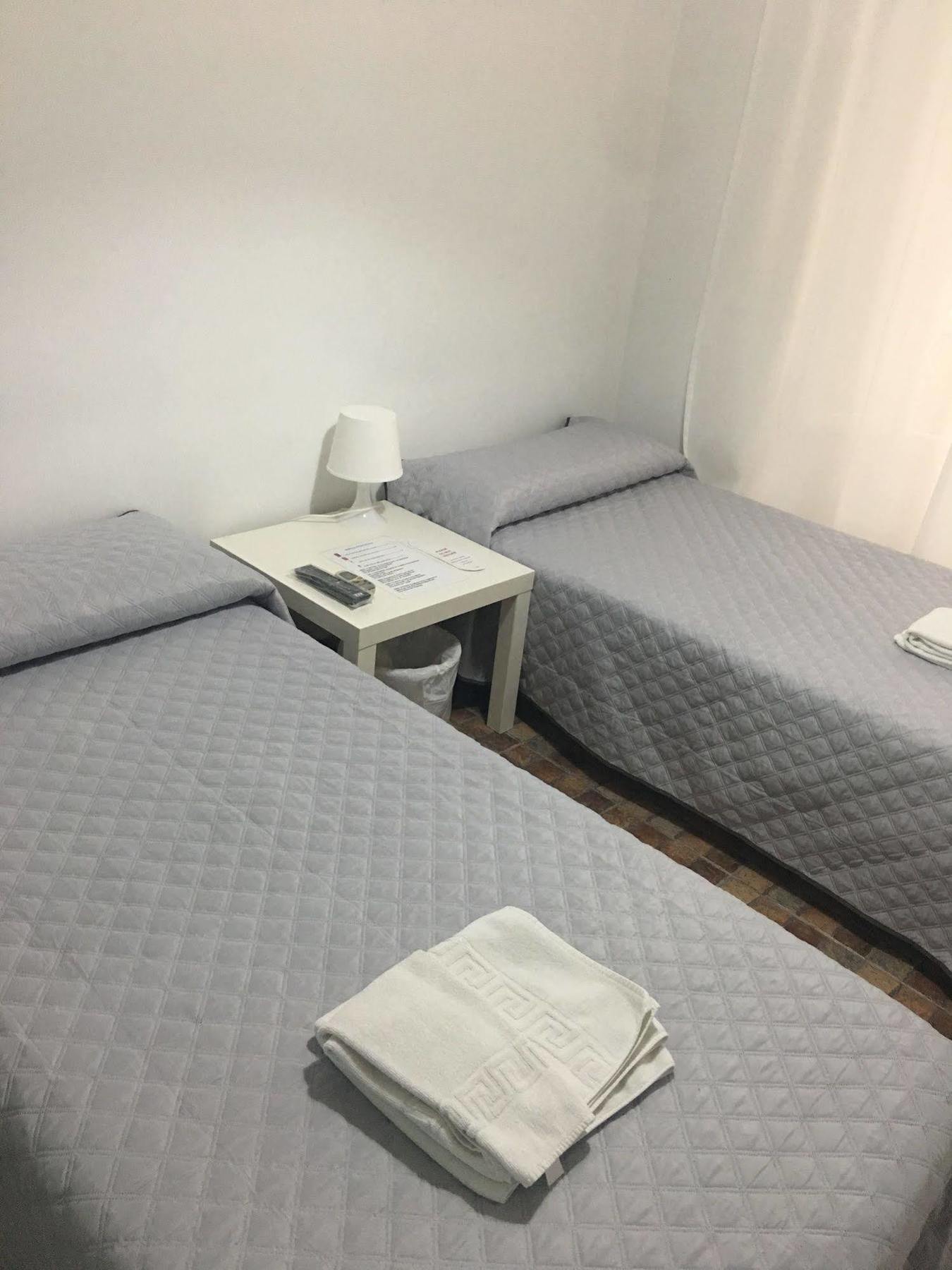Pension La Cantarera Cadiz Bagian luar foto