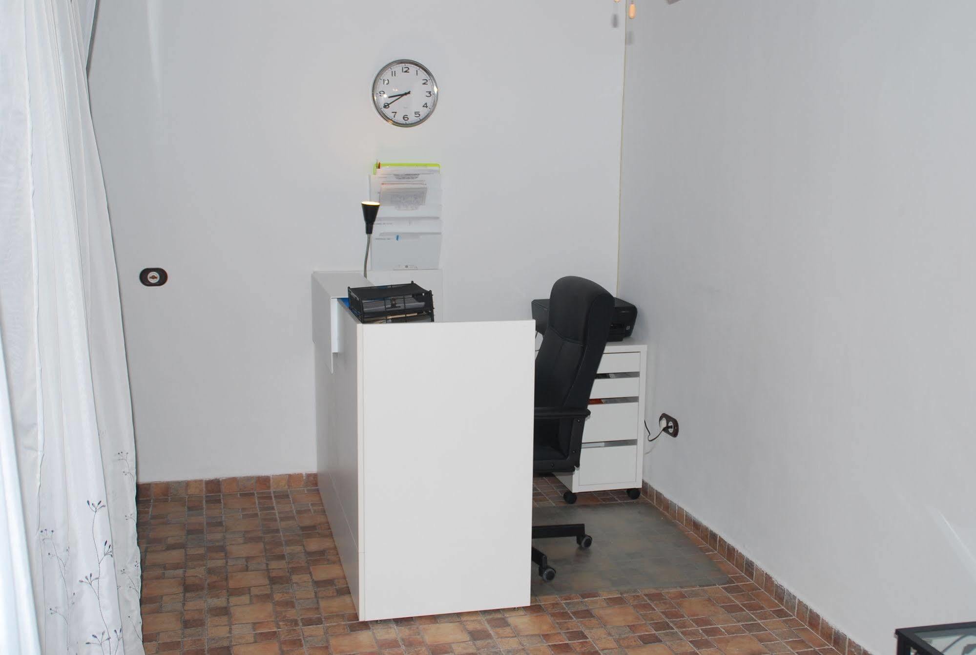 Pension La Cantarera Cadiz Bagian luar foto